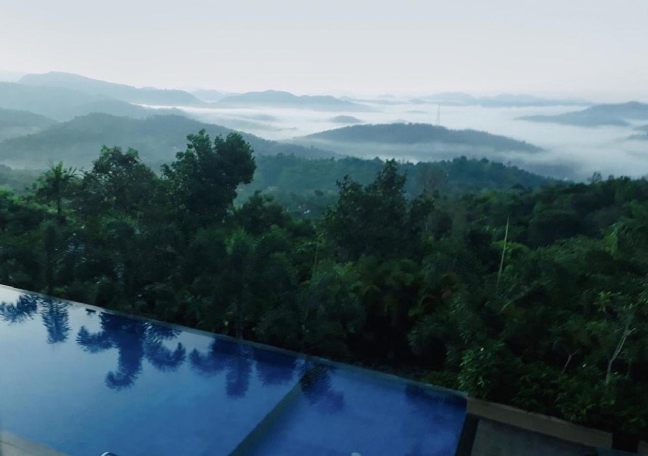 Poetree Thekkady Hotel Exterior foto